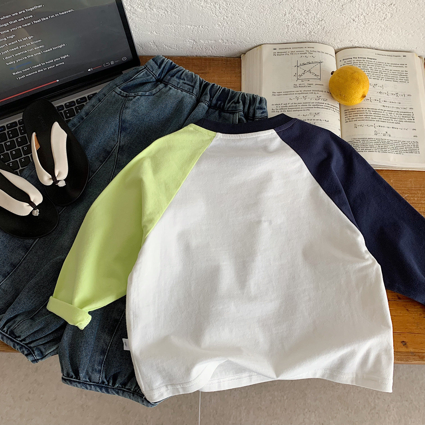 Children's color blocking casual round neck T-shirt versatile baby top